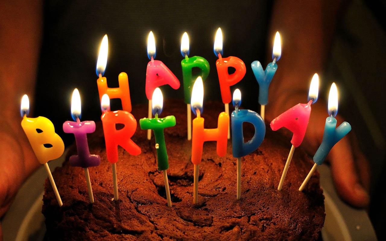Joyeux Anniversaire Google Mais Pourquoi Voulez Vous Exploser Geek Et Bio Joyeux Anniversaire Google Mais Pourquoi Voulez Vous Exploser Geek Et Bio