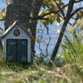 Petite maison en bois au bord de l'eau en Ecosse